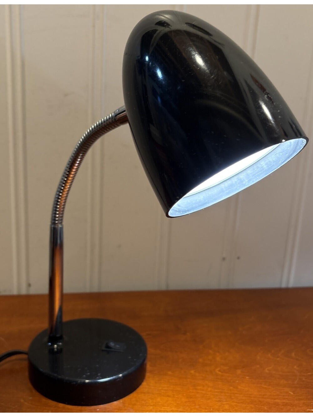 Intertek Lamp Black Metal Gooseneck Fluorescent Light Positionable Desk Lamp